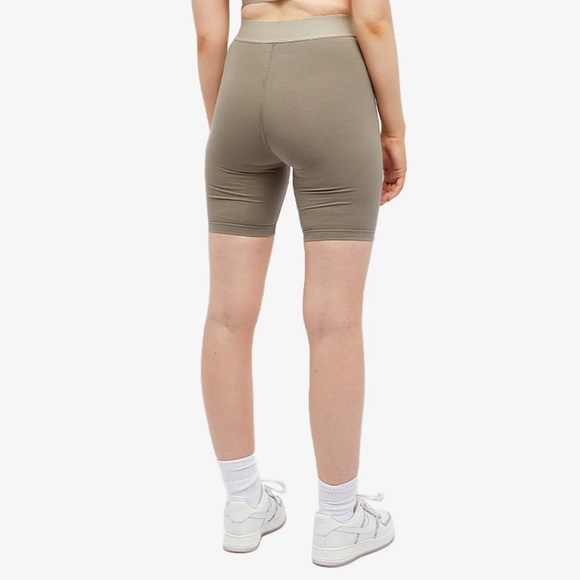 ✰ essentials biker shorts ✰ - Picture 7 of 8